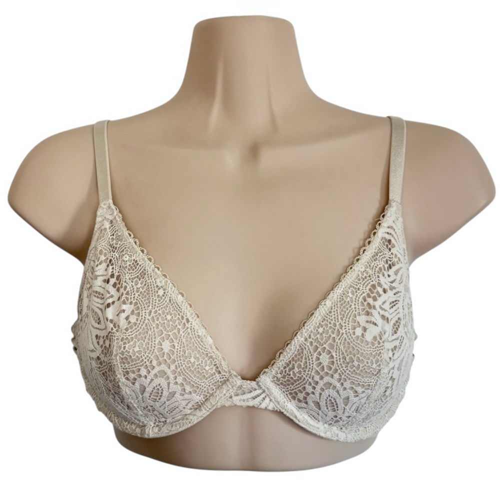 Victoria's Secret Very Sexy Unlined Plunge Side Detailing Underwire Bra 32D Lace
